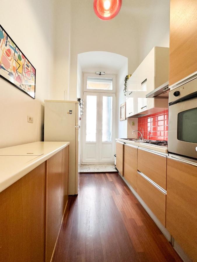 Visconti 89-Duplex Suite Бари Екстериор снимка
